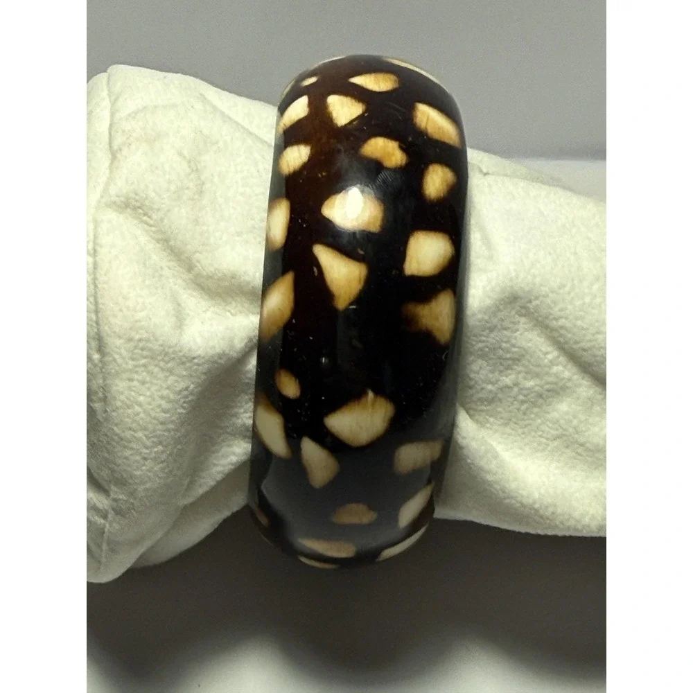 Cara‎ NY Chunky Bangle Bracelet Black Resin 8 Inch Cream Inlay Boho Statement